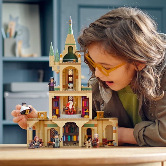 LEGO® Harry Potter Wizarding World Hogwarts™: Dumbledore’s Office (76402) image 10