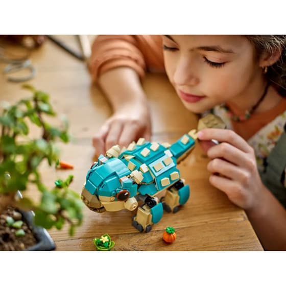 LEGO® Jurassic World Baby Bumpy: Ankylosaurus (76962) image 4