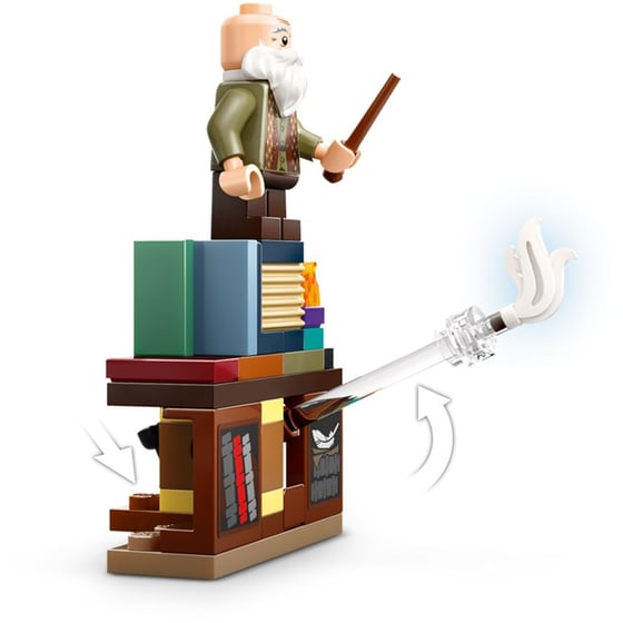 LEGO® Harry Potter Hogwarts™ Castle: Charms Class (76442) image 4