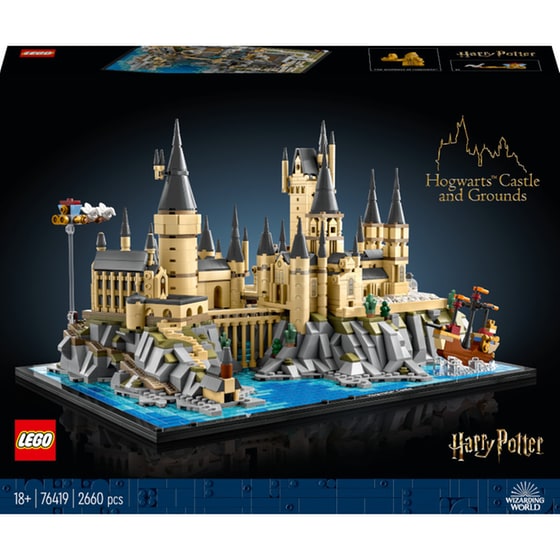 LEGO® Hogwarts™ Castle and Grounds (76419) image 11