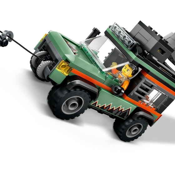 LEGO® City Off-Road 4x4 Mountain Truck (60447) image 3