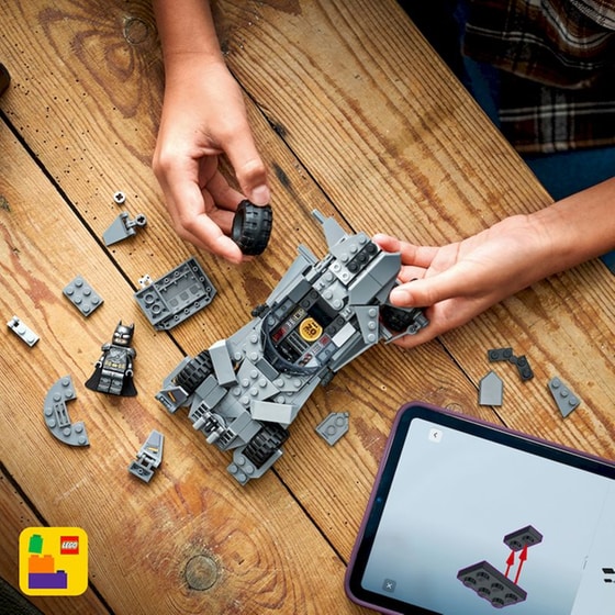 LEGO® DC Batman™ Batman v Superman™ Batmobile™ (Μπάτμομπιλ) (76331) image 7