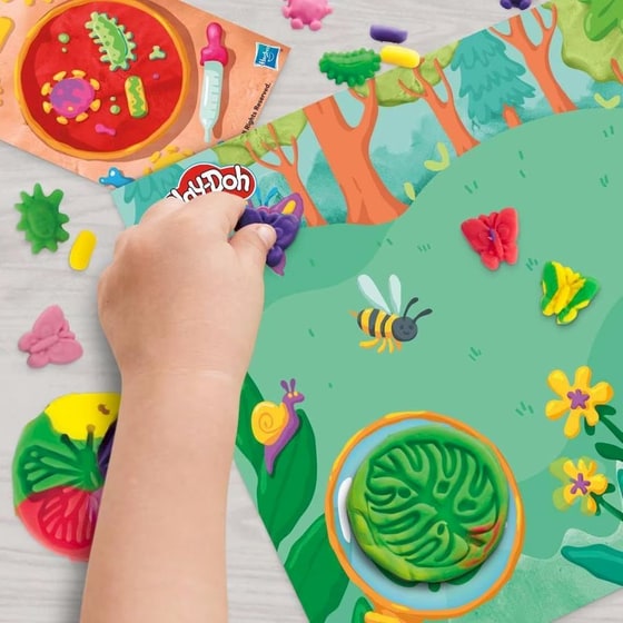 Hasbro Play-Doh Light & Look Microscope Playset (G0494) image 5
