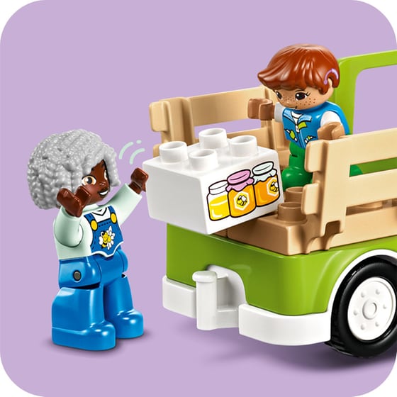 LEGO® Duplo Caring for Bees & Beehives (10419) image 8