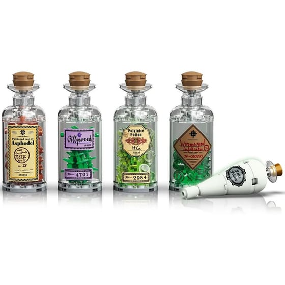 LEGO® Harry Potter™ Hogwarts™ Icons - Collectors' Edition (76391) image 2