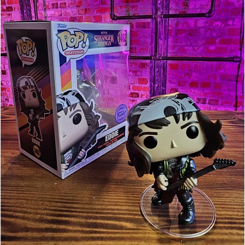 Funko Pop! Television - Stranger Things - Hunter Eddie (with Guitar) Metallic #1462 φωτογραφία