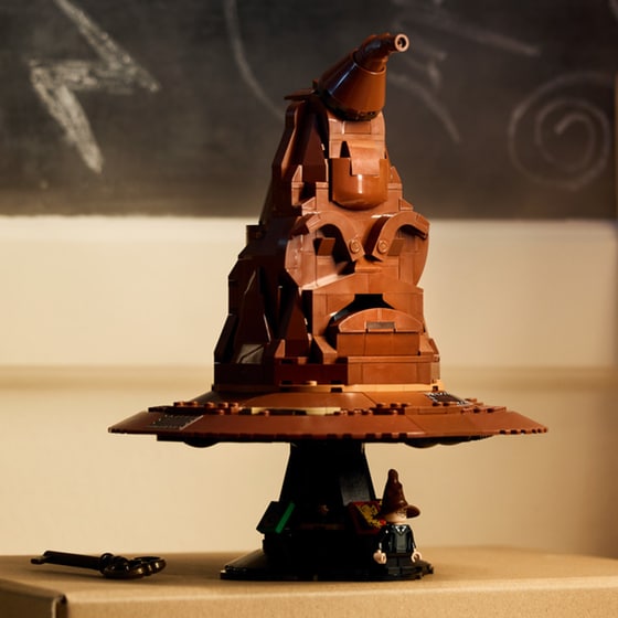 LEGO® Harry Potter Talking Sorting Hat™ (76429) image 4