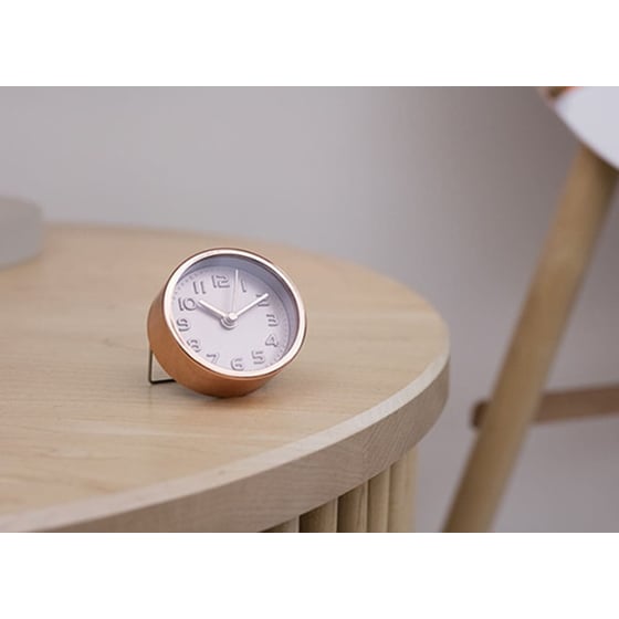 Αναλογικό Επιτραπέζιο Ρολόι Ξυπνητήρι Kikkerland Δ:5 cm - Χρυσό & Χάλκινο image 1