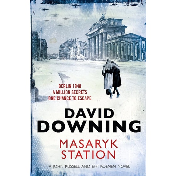Masaryk Station image 0