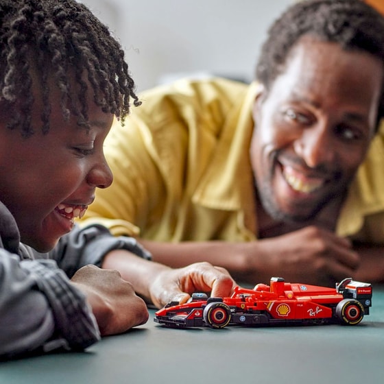 LEGO® Speed Champions Ferrari SF-24 F1® (77242) image 7