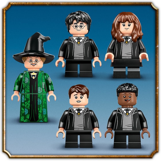 LEGO® Harry Potter Hogwarts™ Castle Boathouse (76426) image 9