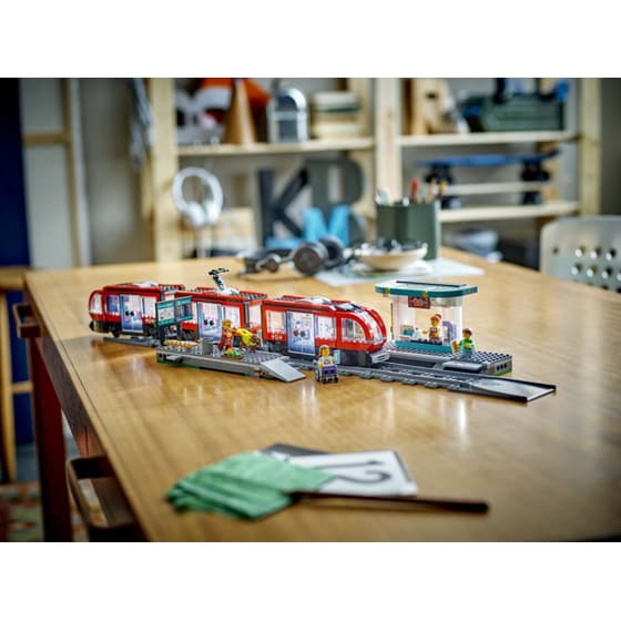 LEGO® City Downtown Streetcar and Station (60423) image 9