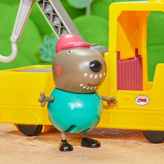 Peppa Pig Granddad Dog's Tow Truck image 12