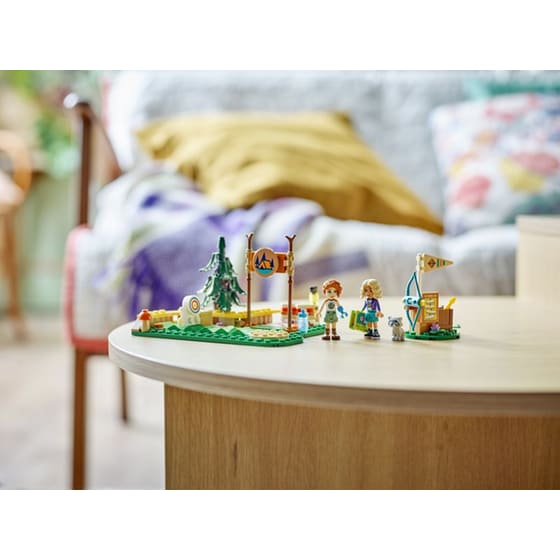 LEGO® Friends Adventure Camp Archery Range (42622) image 2