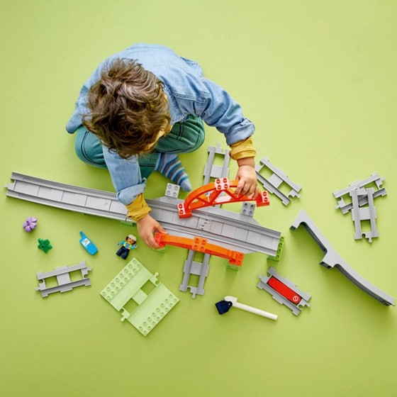 LEGO® Duplo Train Bridge and Tracks Expansion Set (10426) image 5