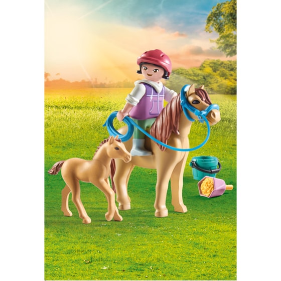 PLAYMOBIL® Horses of Waterfall Παιδάκι με άλογο και πουλάρι (71498) image 3