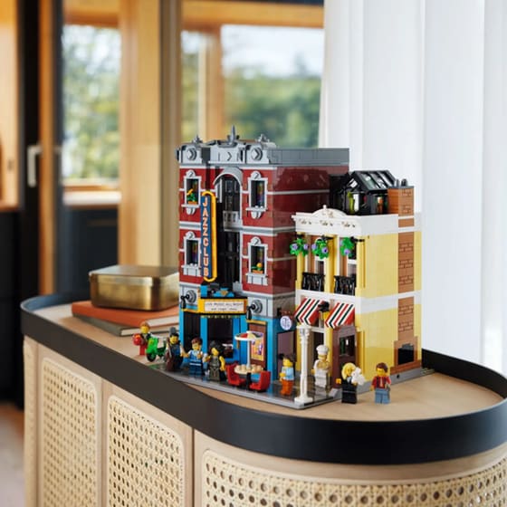 LEGO® Icons Jazz Club (10312) image 14