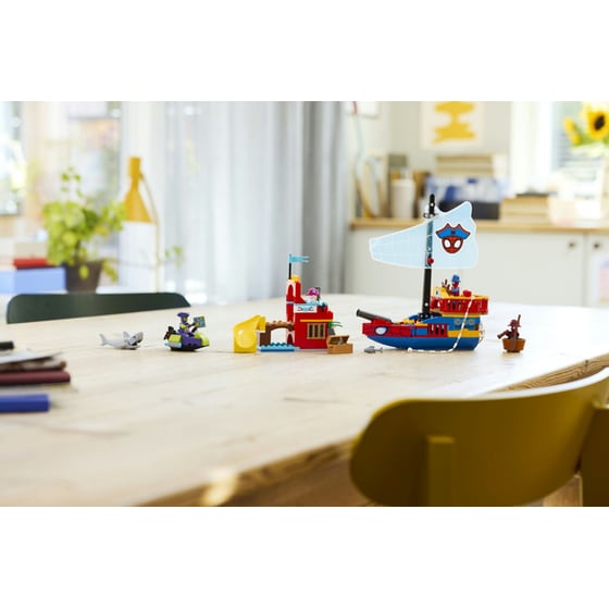 LEGO® Marvel Spidey: Team Spidey Pirate Ship (11208) image 6