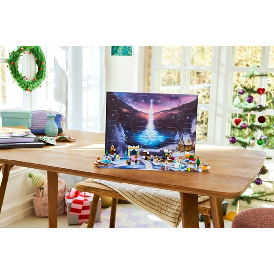 LEGO® Disney Frozen Advent Calendar 2025 (43273) image 6
