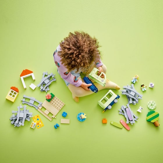 LEGO® Duplo Interactive Adventure Train (10427) image 9