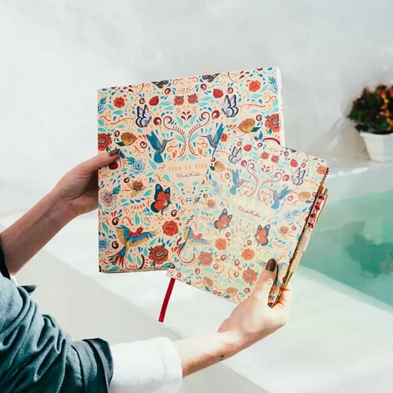 Σετ Δώρου Τετράδιο Frida Kahlo Viva La Vida Premium A5 με Στυλό 96 Φύλλων image 4