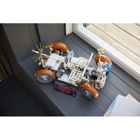 LEGO® Technic NASA Apollo Lunar Roving Vehicle - LRV (42182) image 5