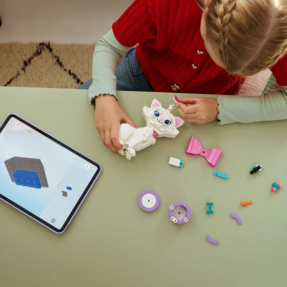 LEGO® Disney The Aristocats Adorable Marie (43286) image 4