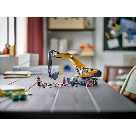 LEGO® City Yellow Construction Excavator (60420) image 3