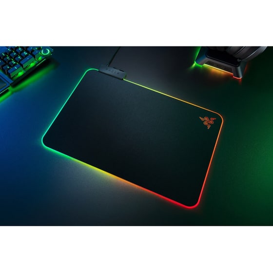 Razer Firefly V2 Gaming Mouse Pad Medium 335mm με RGB Φωτισμό Μαύρο image 1