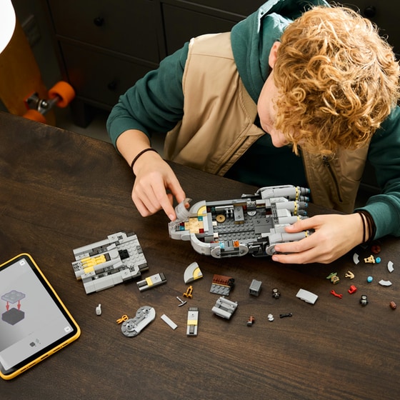 LEGO® Star Wars™ Anzellan Starship (75445) image 4