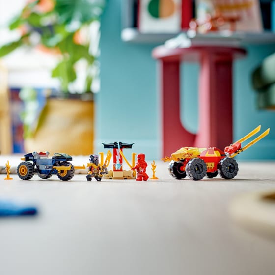 LEGO® Ninjago Kai and Ras's Car and Bike Battle (71789) image 3