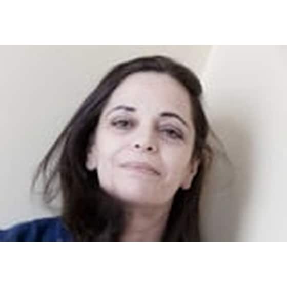 Γυναίκα μετρίου αναστήματος image 1