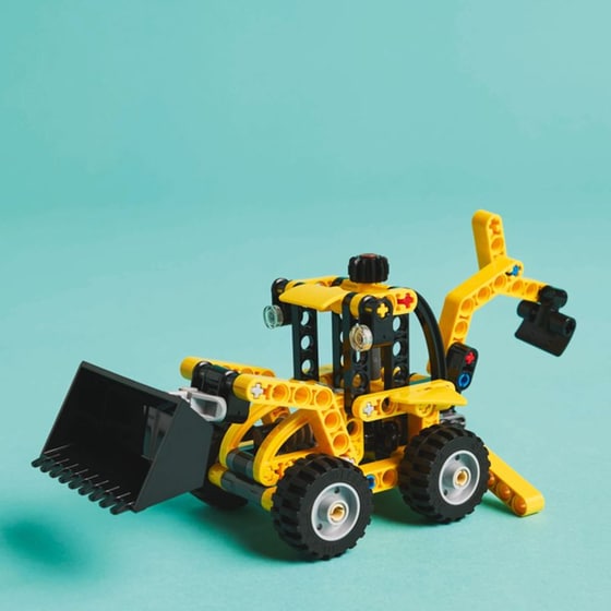 LEGO® Technic Backhoe Loader (42197) image 9