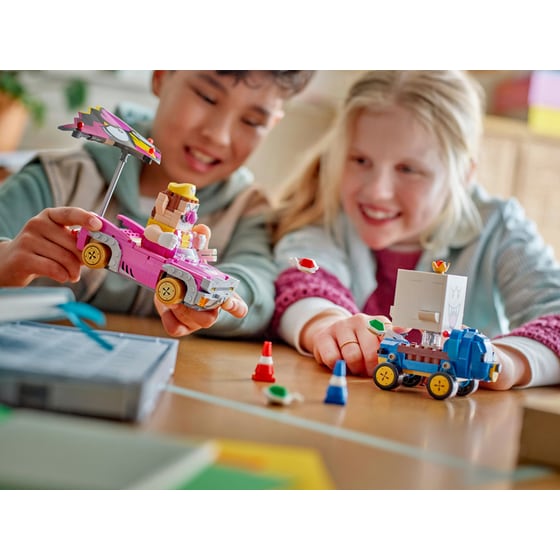 LEGO® Super Mario™ Mario Kart™ - Wario & King Boo (72038) image 4