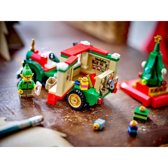 LEGO® Santa's Delivery Truck (40746) image 4