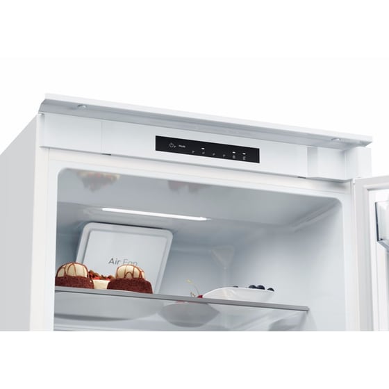 CANDY CNBQL3518EV 268 Lt Εντοιχιζόμενος Ψυγειοκαταψύκτης image 8