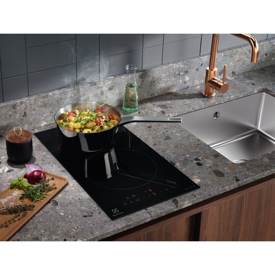 ELECTROLUX LIT30231C 30 cm Μαύρο Εστία Επαγωγική Αυτόνομη image 6