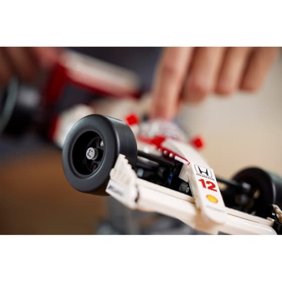 LEGO® Icons McLaren MP4/4 & Ayrton Senna (10330) image 3