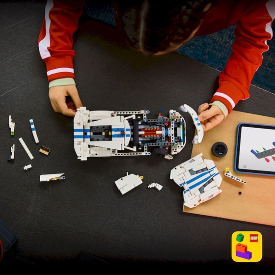LEGO® Technic Σπορ Αυτοκίνητο Dodge Viper GTS-R 42234 (42234) image 13