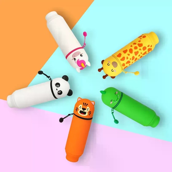 Κασετίνα Βαρελάκι Legami Σιλικόνης 2 in 1 Kawaii Giraffe image 5
