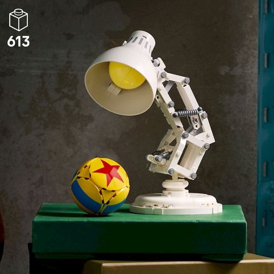 LEGO® Ideas Disney Pixar Luxo Jr. (21357) image 2