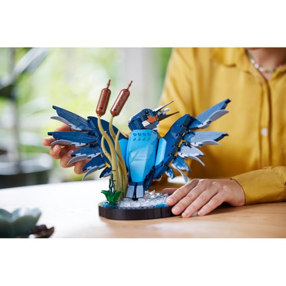 LEGO® Icons Kingfisher Bird (10331) image 4