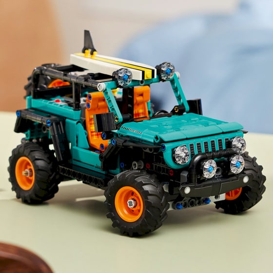 LEGO® Technic Jeep® Wrangler Rubicon SUV (42227) image 4