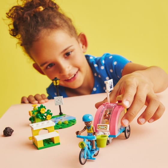 LEGO® Friends Dog Rescue Bike (41738) image 11