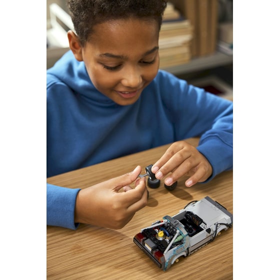 LEGO® Speed Champions Time Machine from Back to the Future (77256) image 5