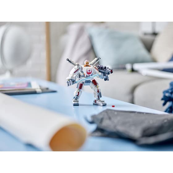 LEGO® Star Wars Luke Skywalker™ X-Wing™ Mech (75390) image 3