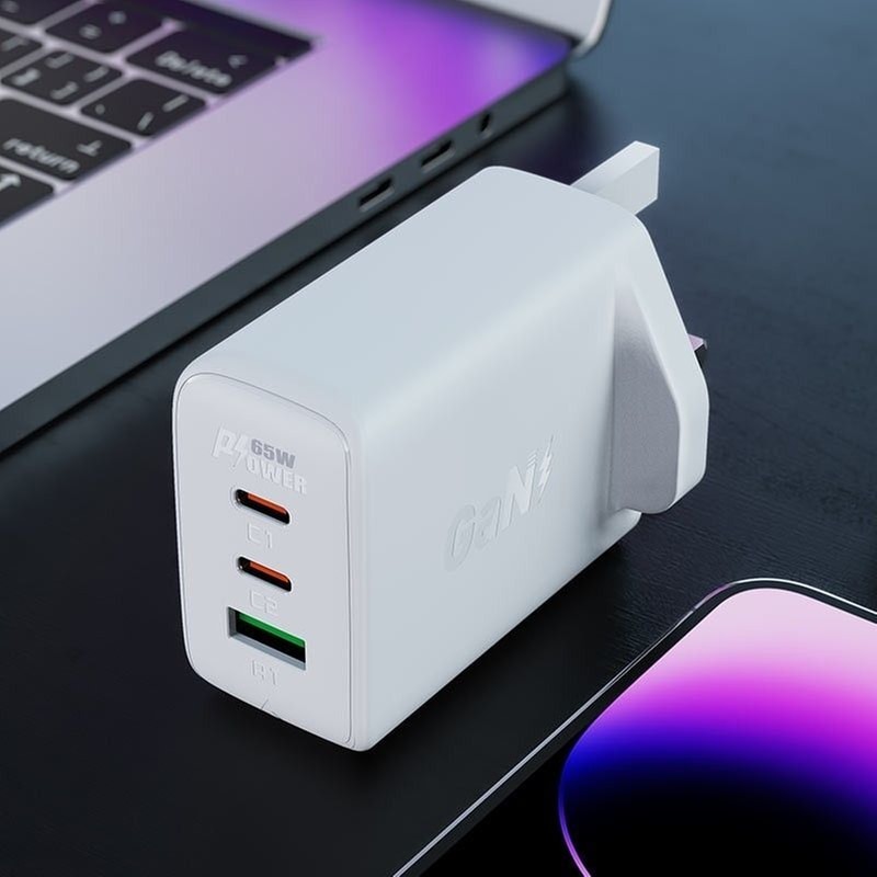 ACEFAST Φορτιστής Ταξιδίου Acefast A44 Fast Charging UK Plug 2x USB-C USB-A Gan - Λευκό