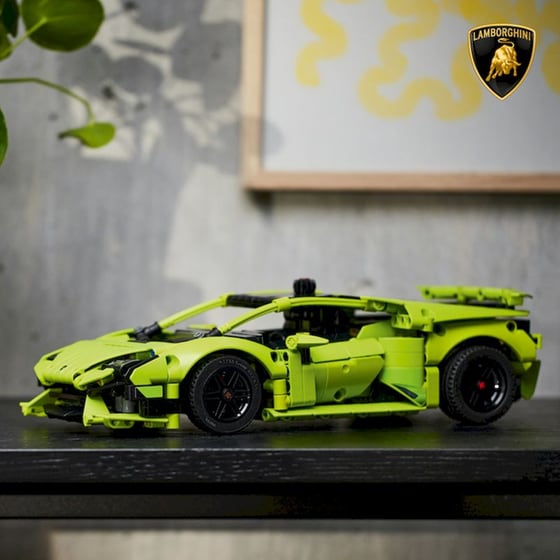 Παιχνιδολαμπάδα Lego Technic Lamborghini Huracán Tecnica (42161) image 1