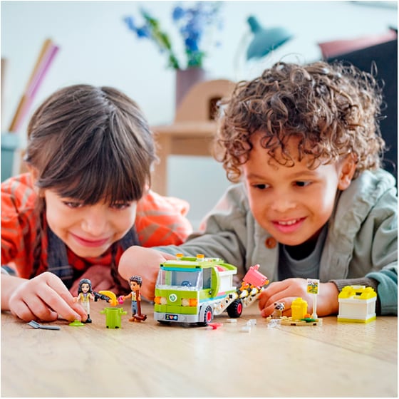 LEGO® Friends Recycling Truck (41712) image 8