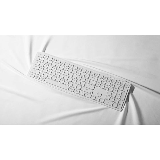 Keychron B6P-K8 Ultraslim Ασύρματο Bluetooth Μηχανικό Πληκτρολόγιο - Ivory White (US) image 2